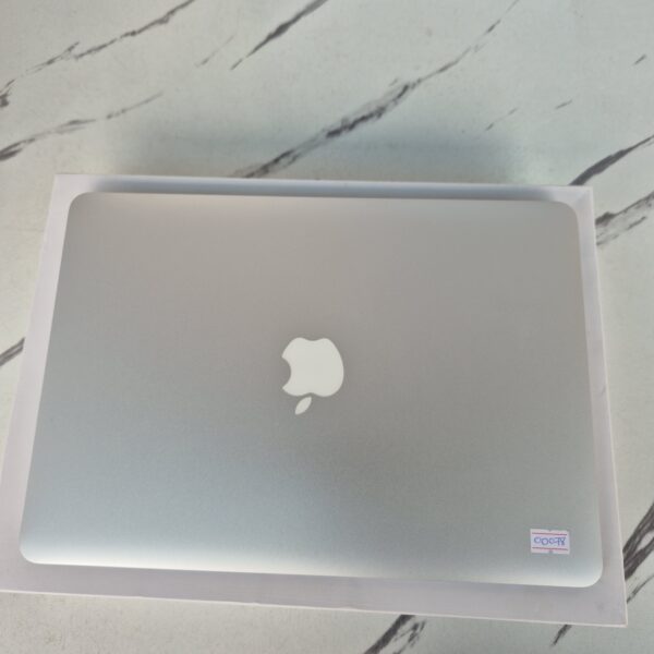 00078 macbook air 2012 1.8ghz 4gb 256 ssd i5