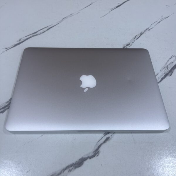 00008 apple macbook pro 2014 retina 13", i5, 8gb